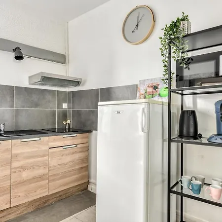 Le Nid - Cours Exterieure - Parking - Wifi Apartment