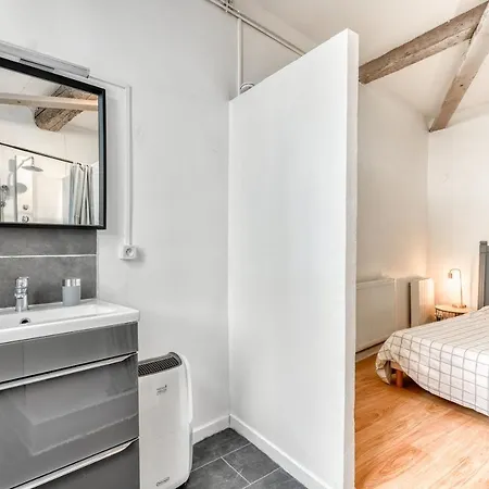 Le Nid - Cours Exterieure - Parking - Wifi Apartment